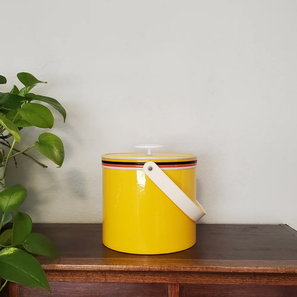 Vintage Georges Briard MCM Yellow Vinyl Ice Bucket with Handle and Lid